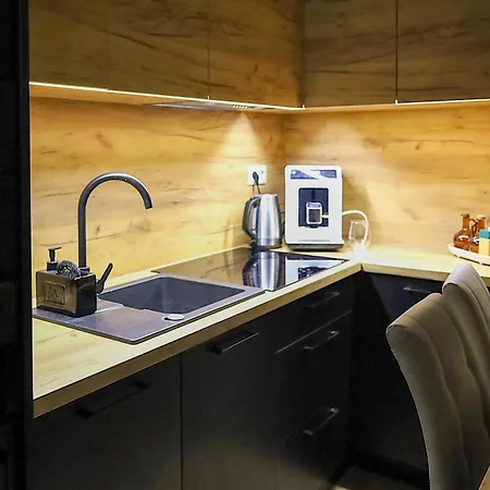 Amazing Apartment In Zator With Wifi アパート